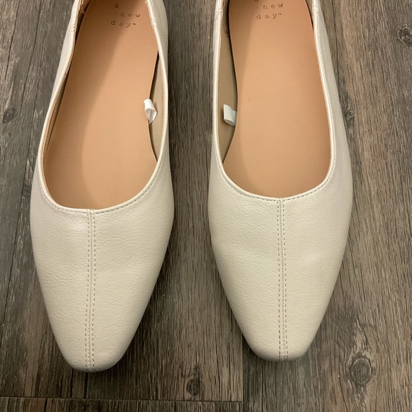A New Day Target vegan leather taupe flats, size 9 - Picture 2 of 6